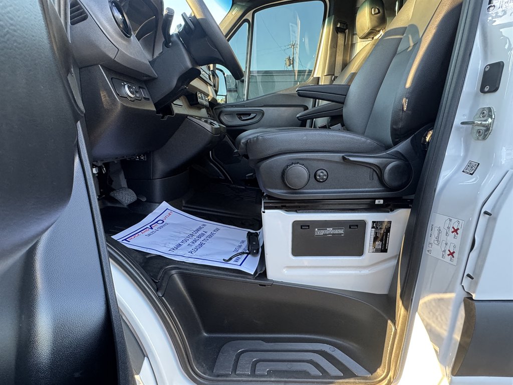 2024 Mercedes-Benz Sprinter - $61,995