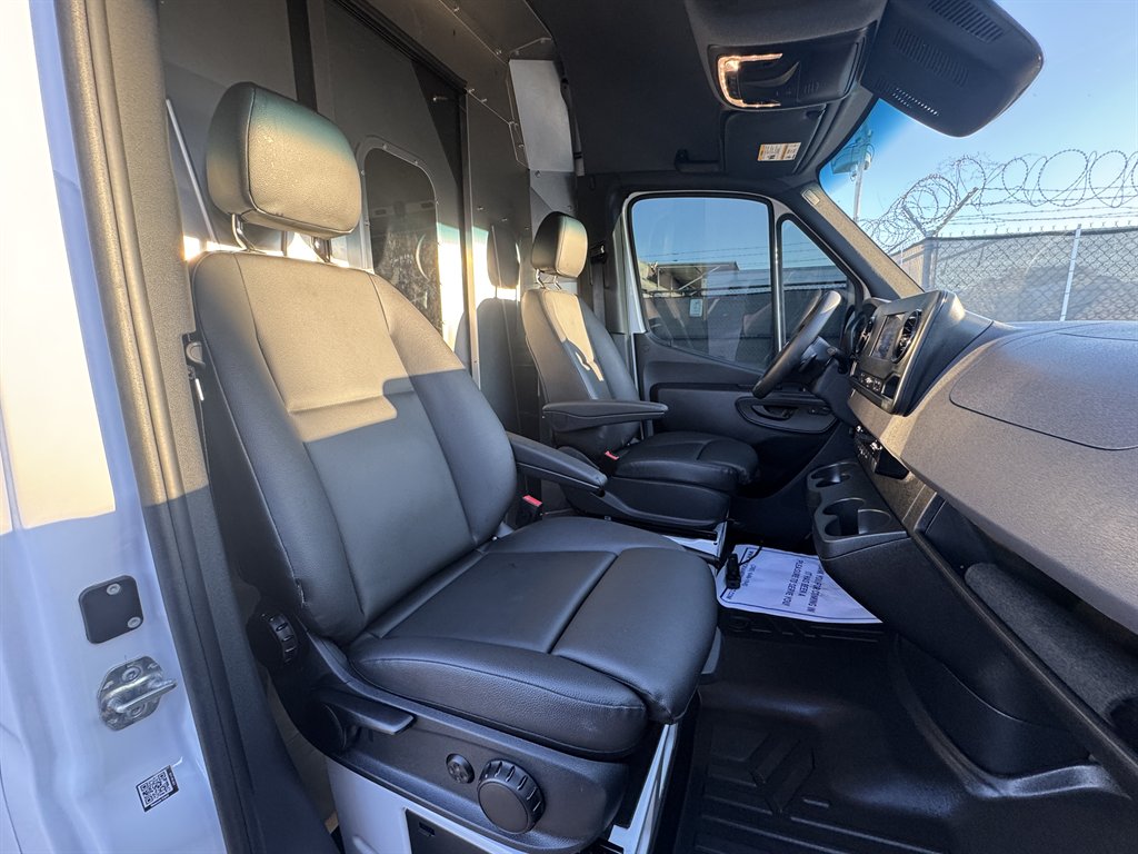 2024 Mercedes-Benz Sprinter - $61,995