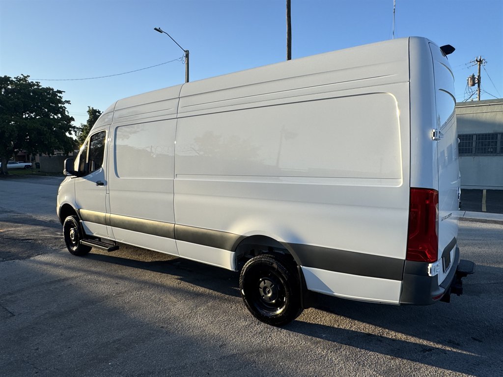 2024 Mercedes-Benz Sprinter - $61,995
