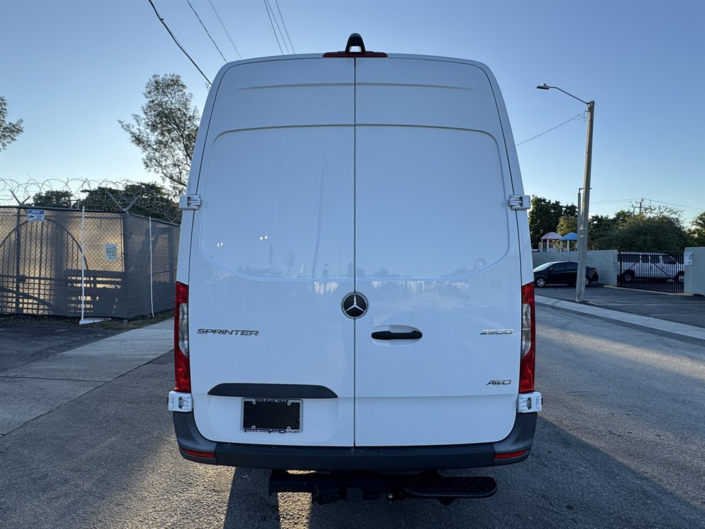2024 Mercedes-Benz Sprinter - $61,995