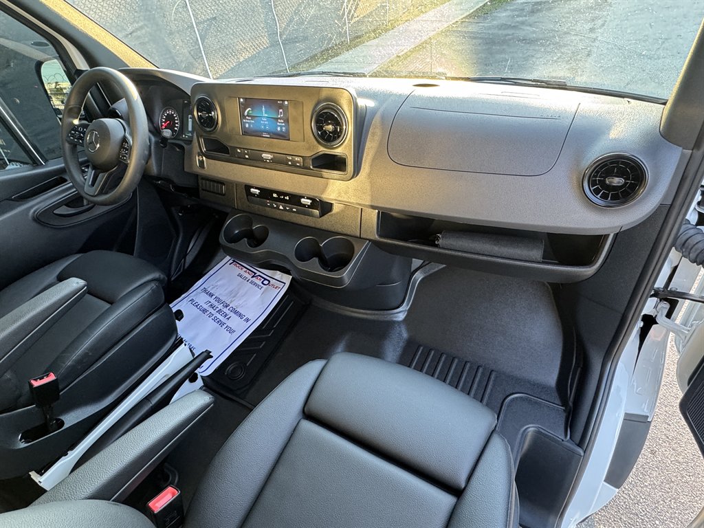2024 Mercedes-Benz Sprinter - $61,995