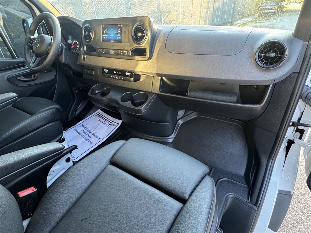 2024 Mercedes-Benz Sprinter - $61,995
