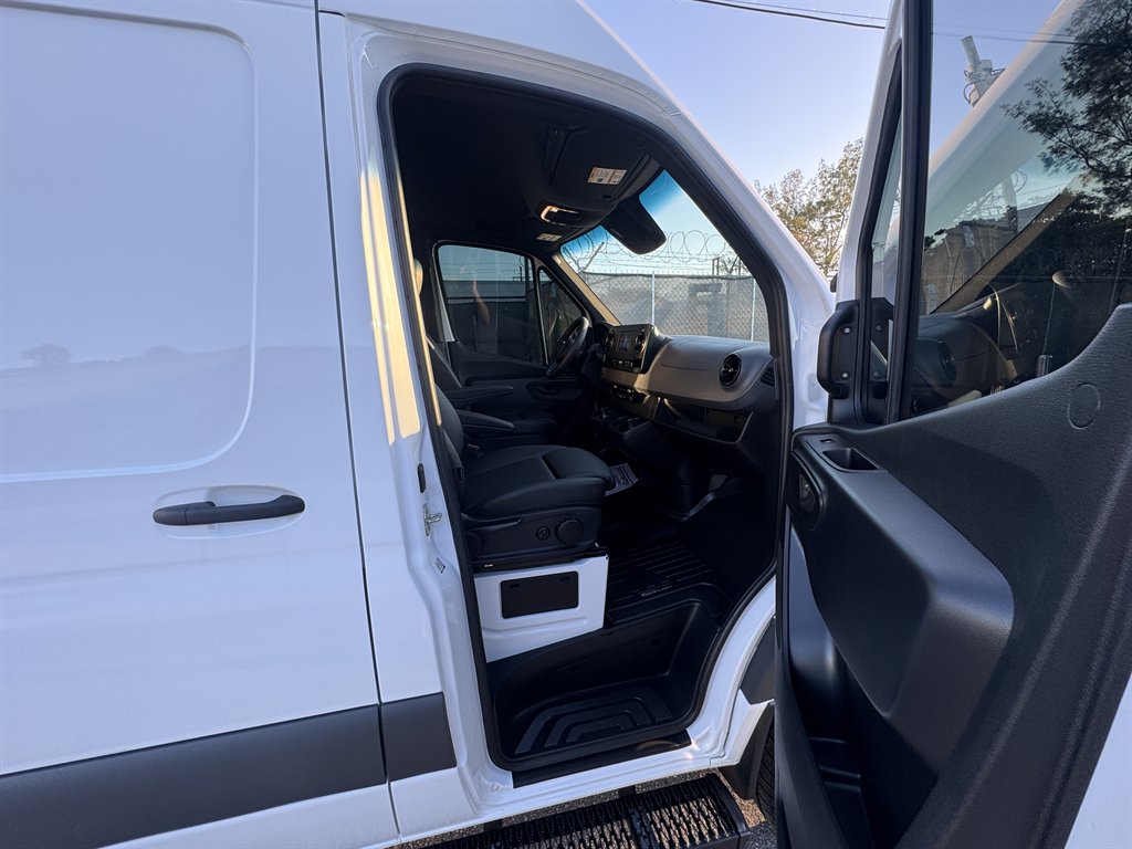 2024 Mercedes-Benz Sprinter - $61,995