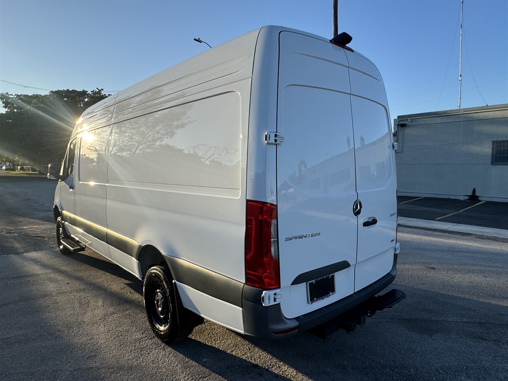 2024 Mercedes-Benz Sprinter - $61,995