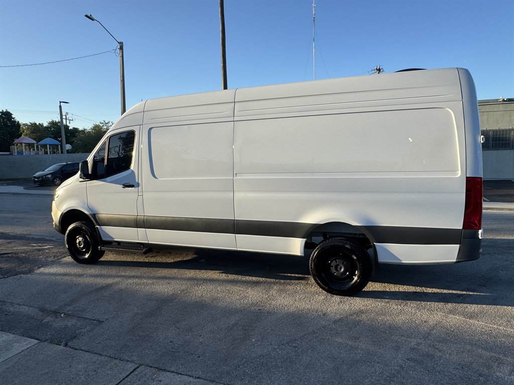 2024 Mercedes-Benz Sprinter - $61,995