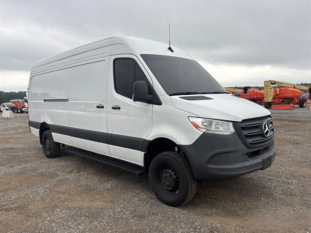 2024 Mercedes-Benz Sprinter
