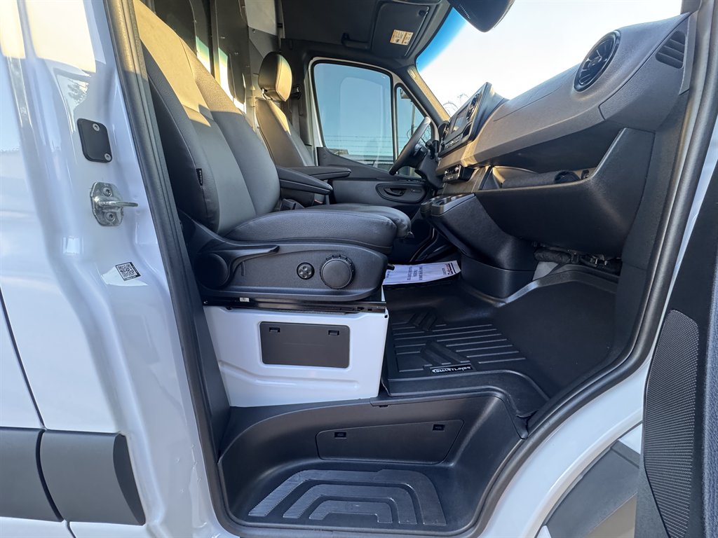 2024 Mercedes-Benz Sprinter - $61,995