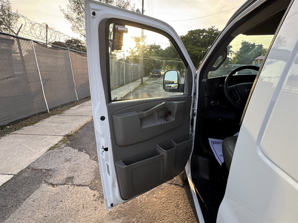 2018 Chevrolet Express - $13,995