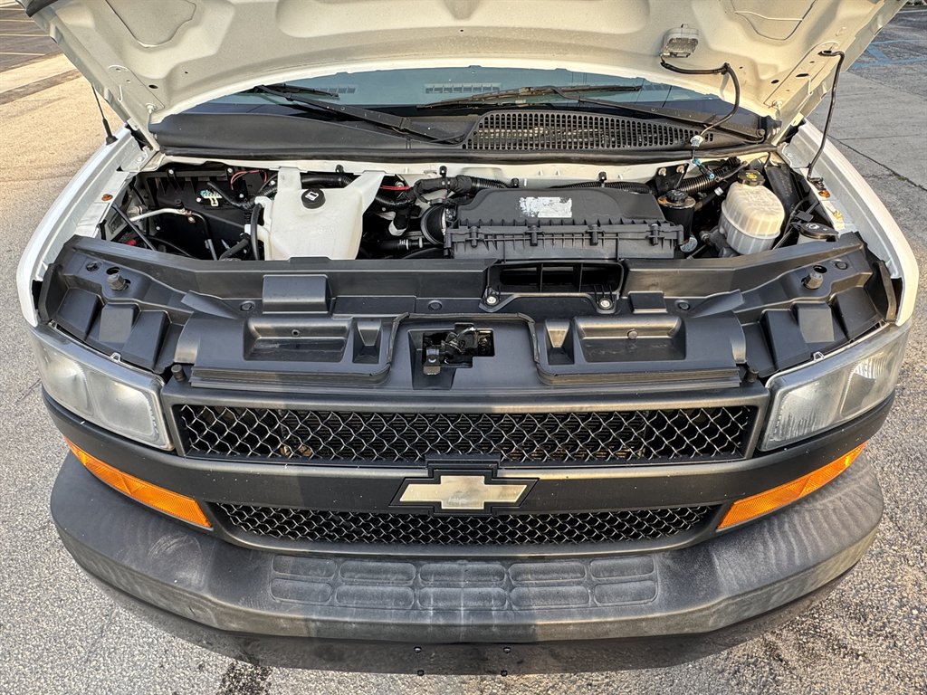 2018 Chevrolet Express - $13,995