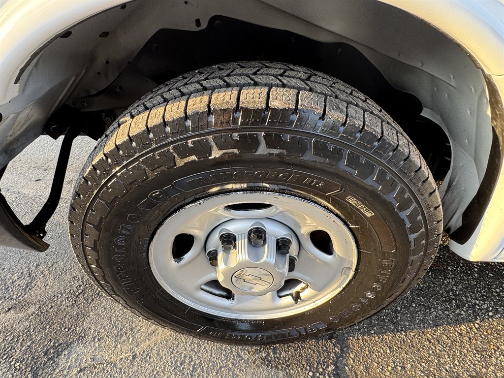 2018 Chevrolet Express - $13,995