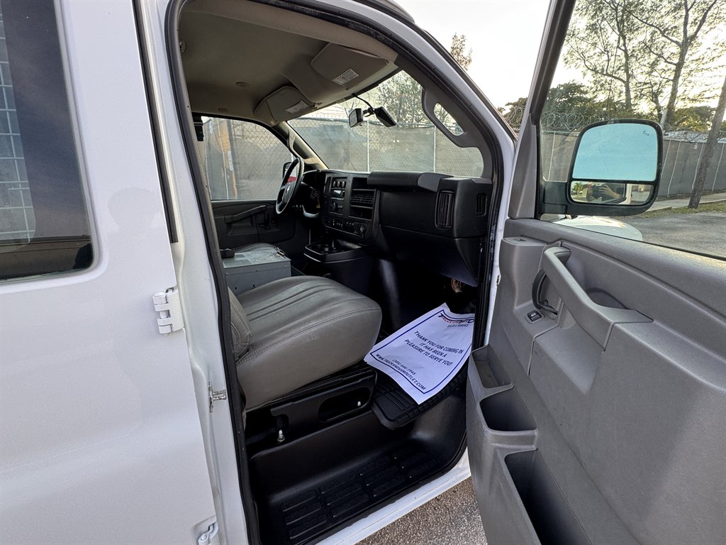 2018 Chevrolet Express - $13,995