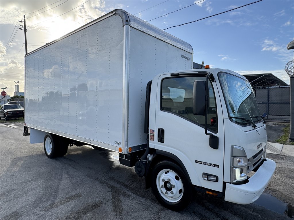 2023 Isuzu Npr-hd - $33,995