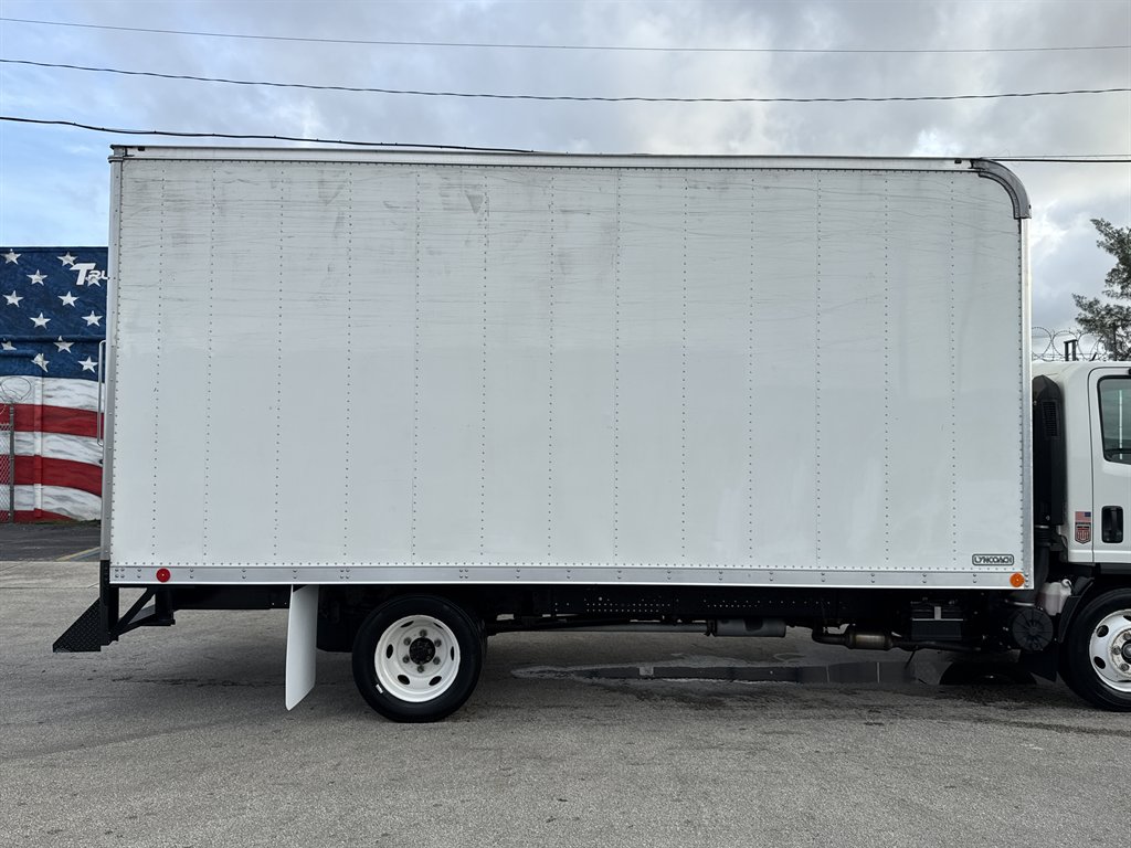 2023 Isuzu Npr-hd - $28,995