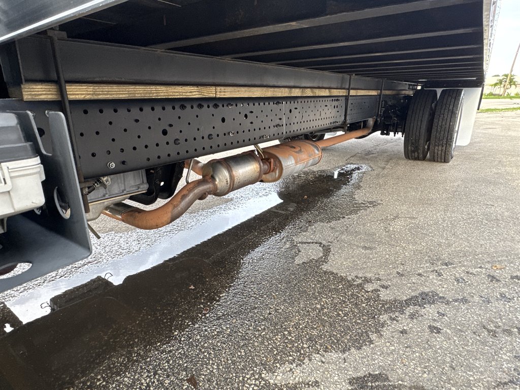 2023 Isuzu Npr-hd - $28,995