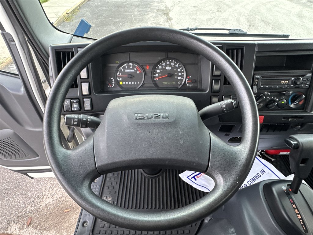 2023 Isuzu Npr-hd - $28,995