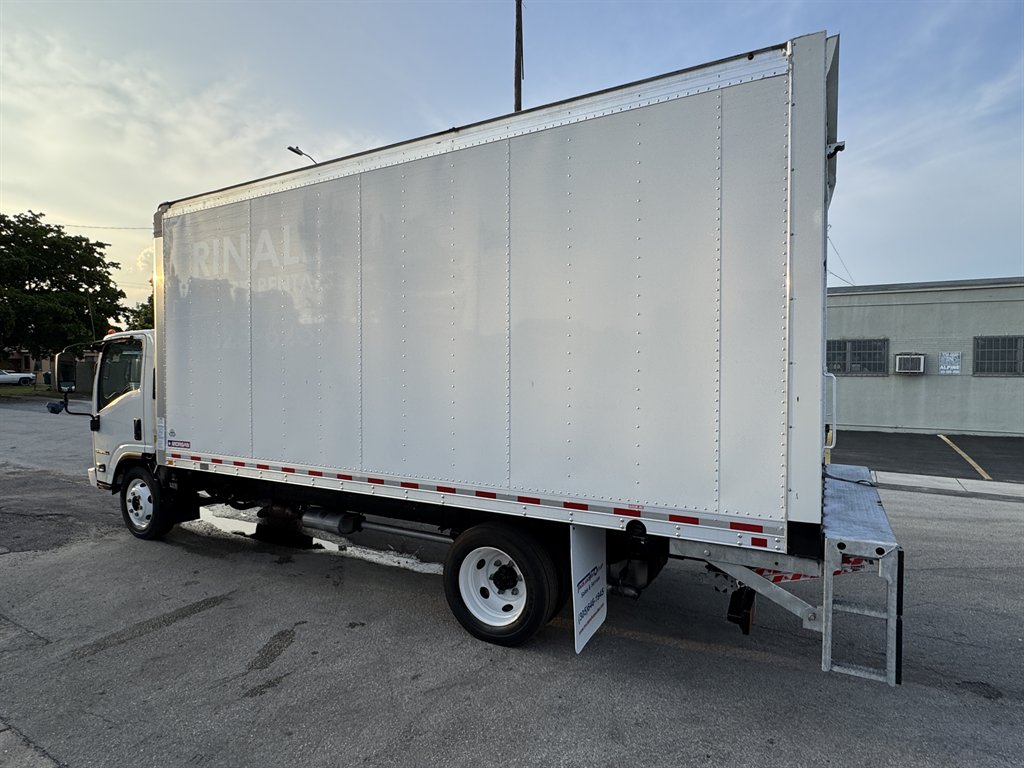 2024 Isuzu Npr-hd - $51,995