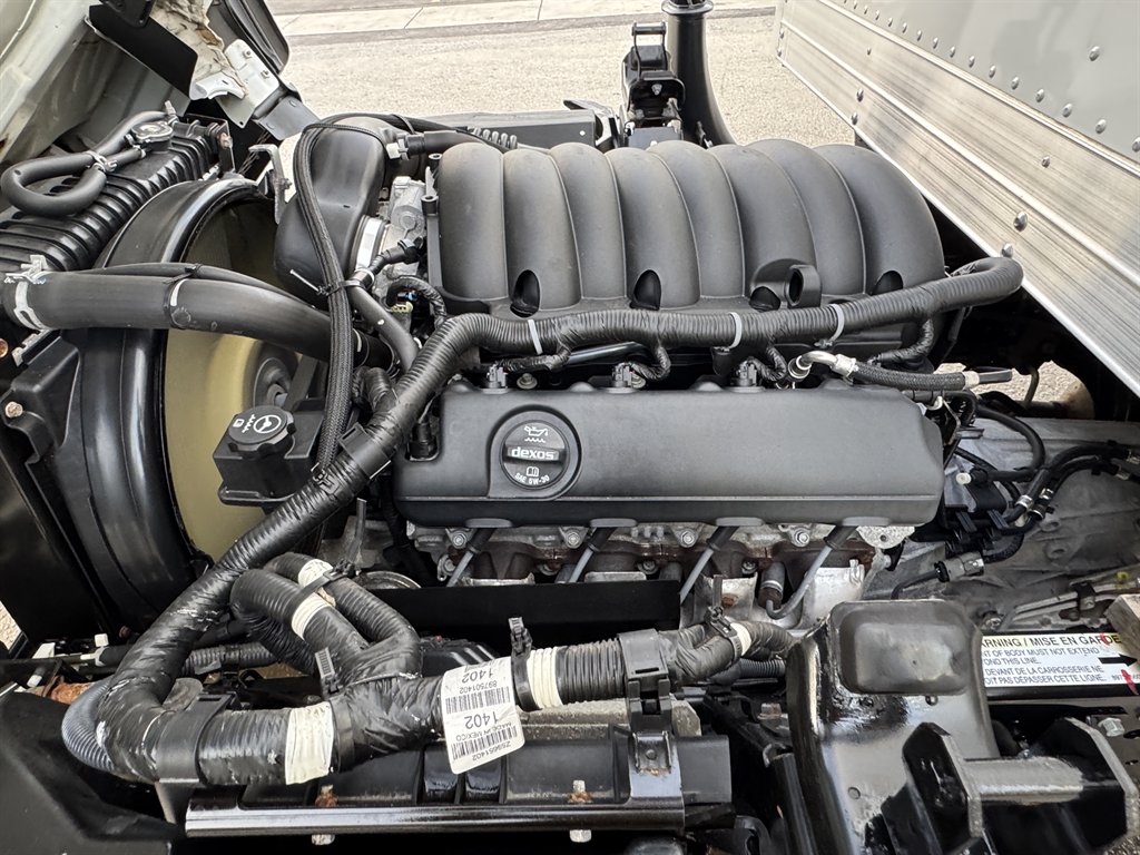 2024 Isuzu Npr-hd - $51,995