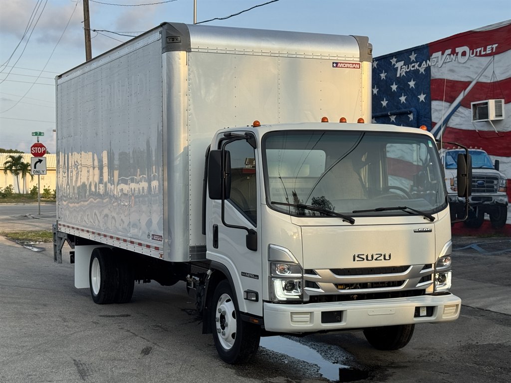 2024 Isuzu Npr-hd - $51,995