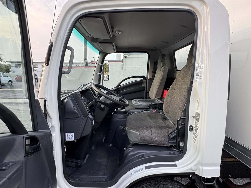 2024 Isuzu Npr-hd - $51,995