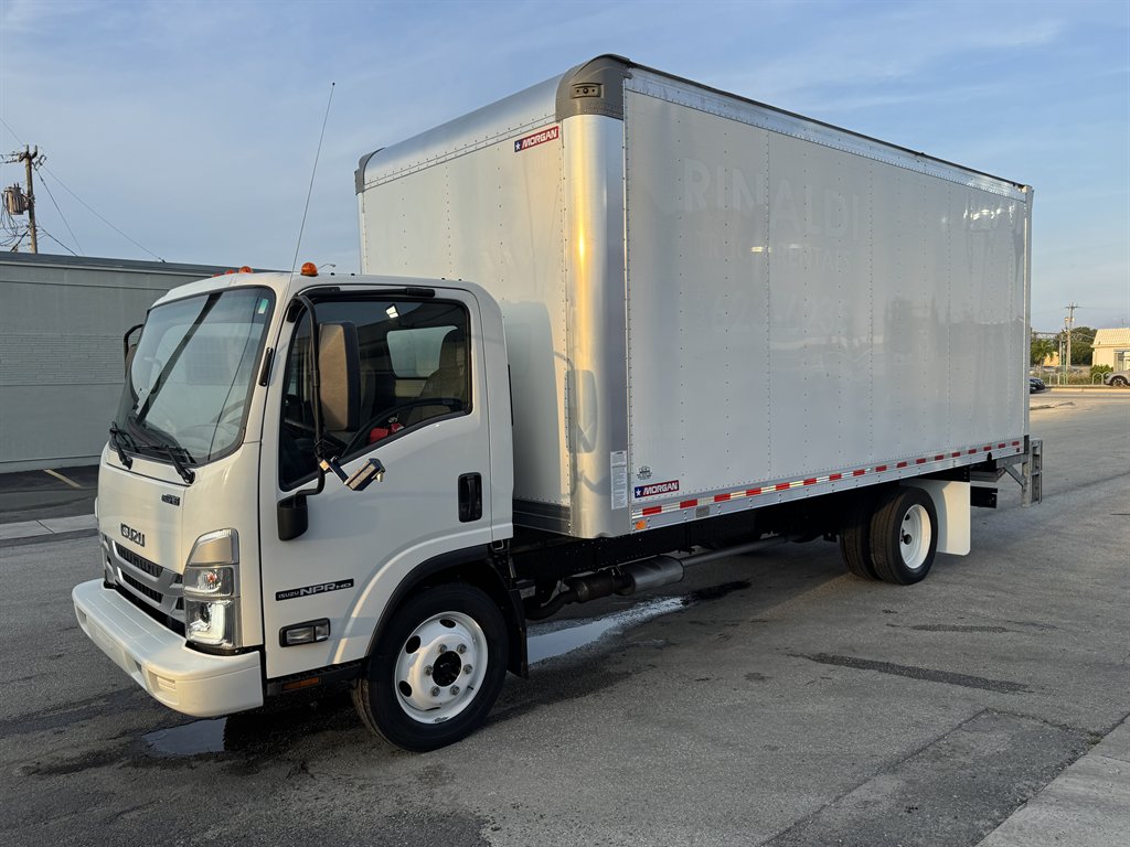 2024 Isuzu Npr-hd - $51,995