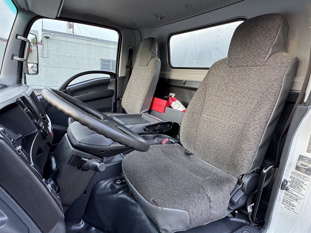 2024 Isuzu Npr-hd - $51,995