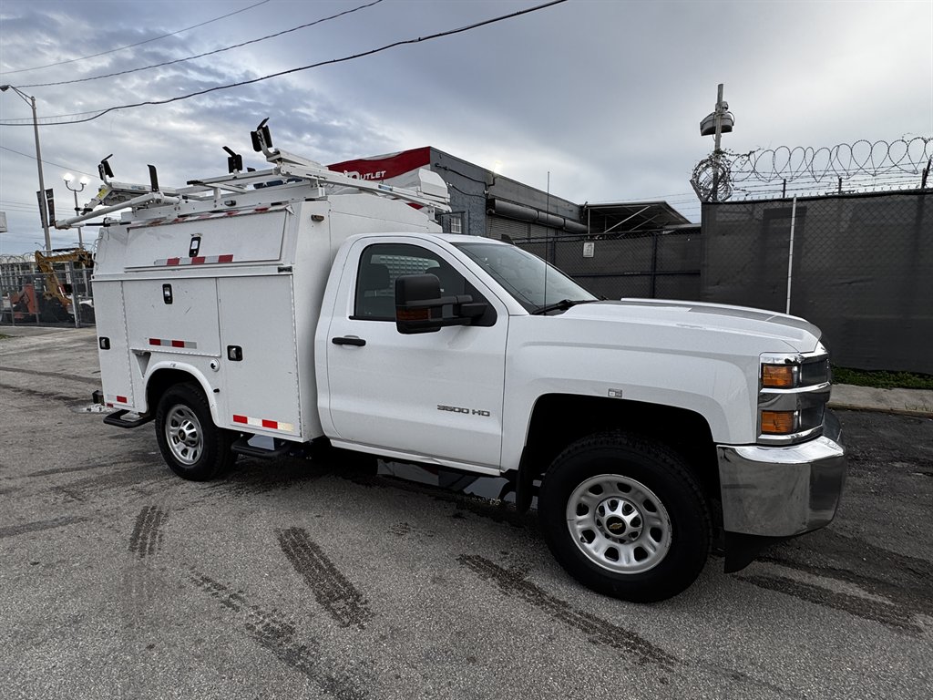 2018 Chevrolet Silverado - $21,995