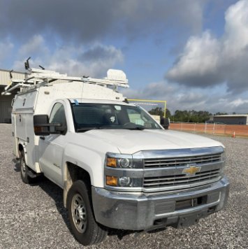 2018 Chevrolet Silverado - $21,995