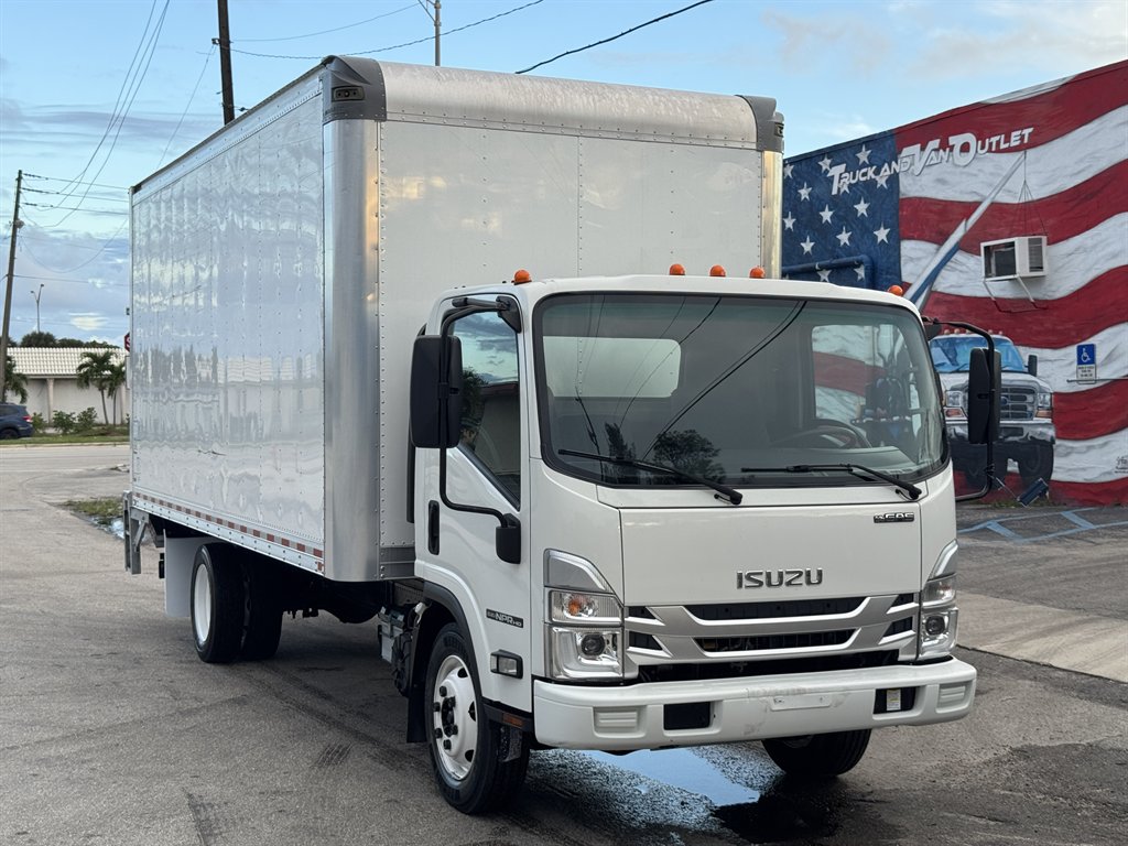 2024 Isuzu Npr-hd - $52,995