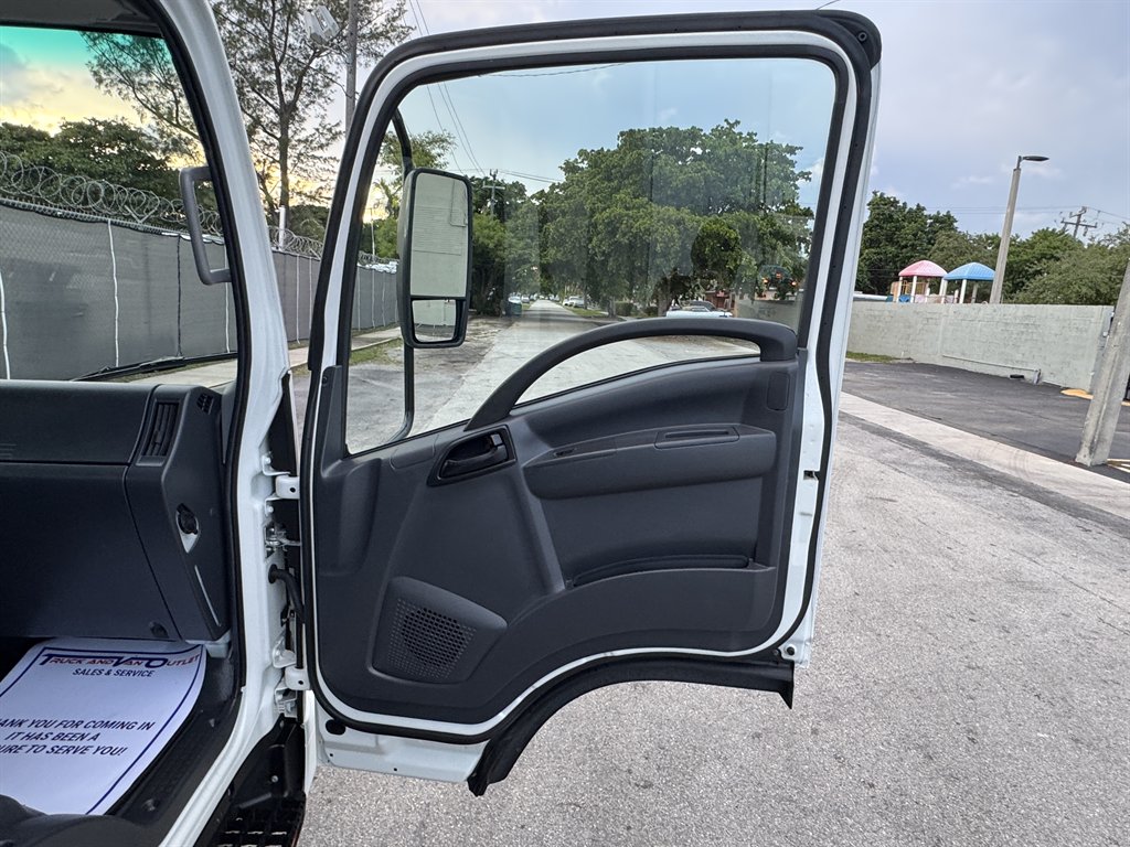 2024 Isuzu Npr-hd - $52,995