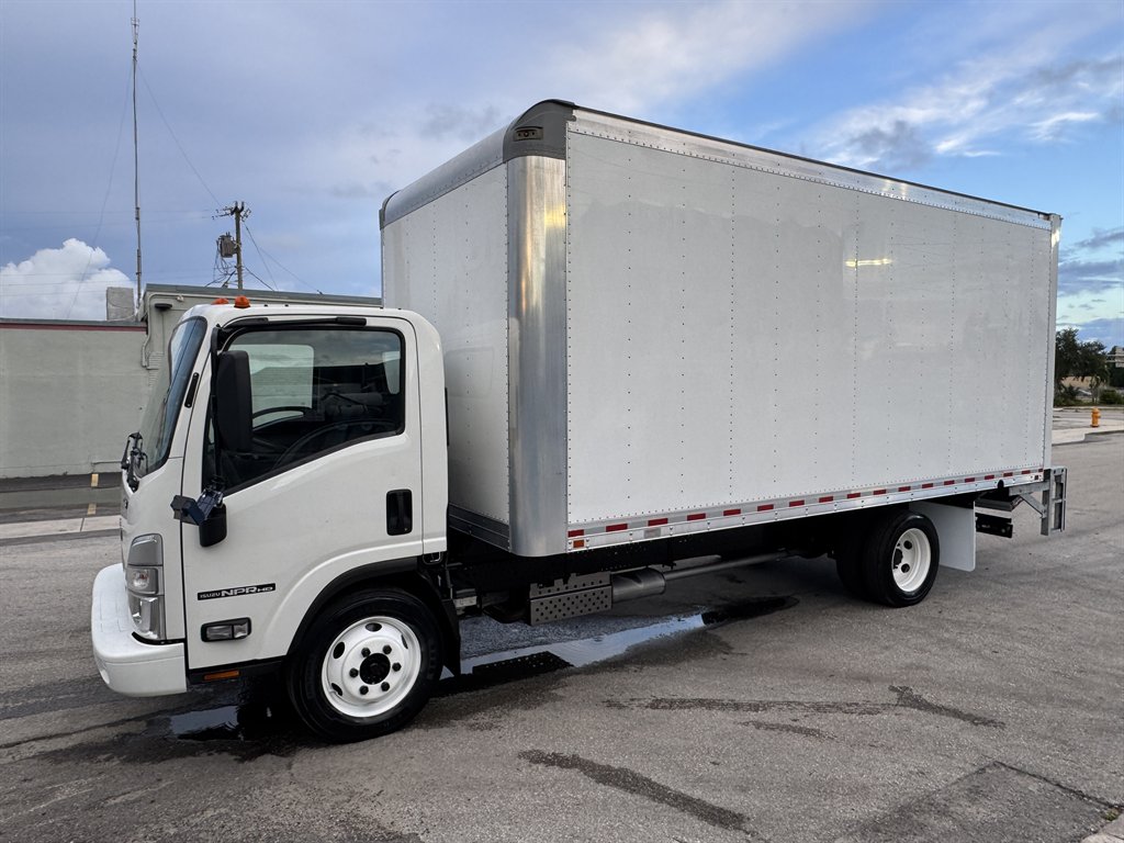 2024 Isuzu Npr-hd - $52,995