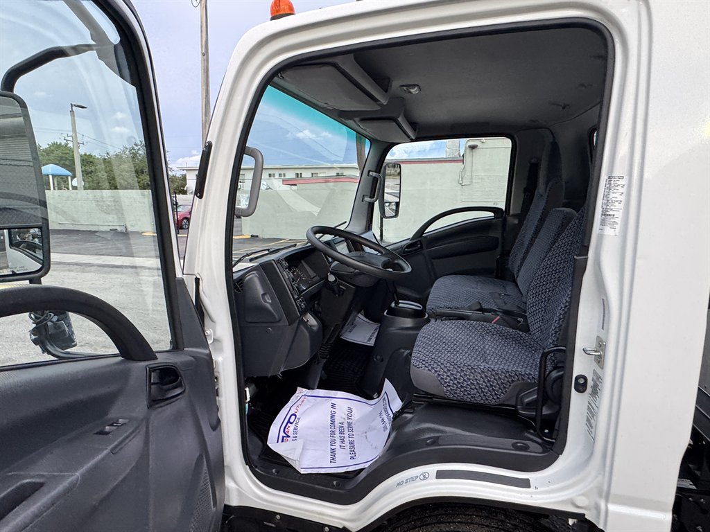 2024 Isuzu Npr-hd - $52,995