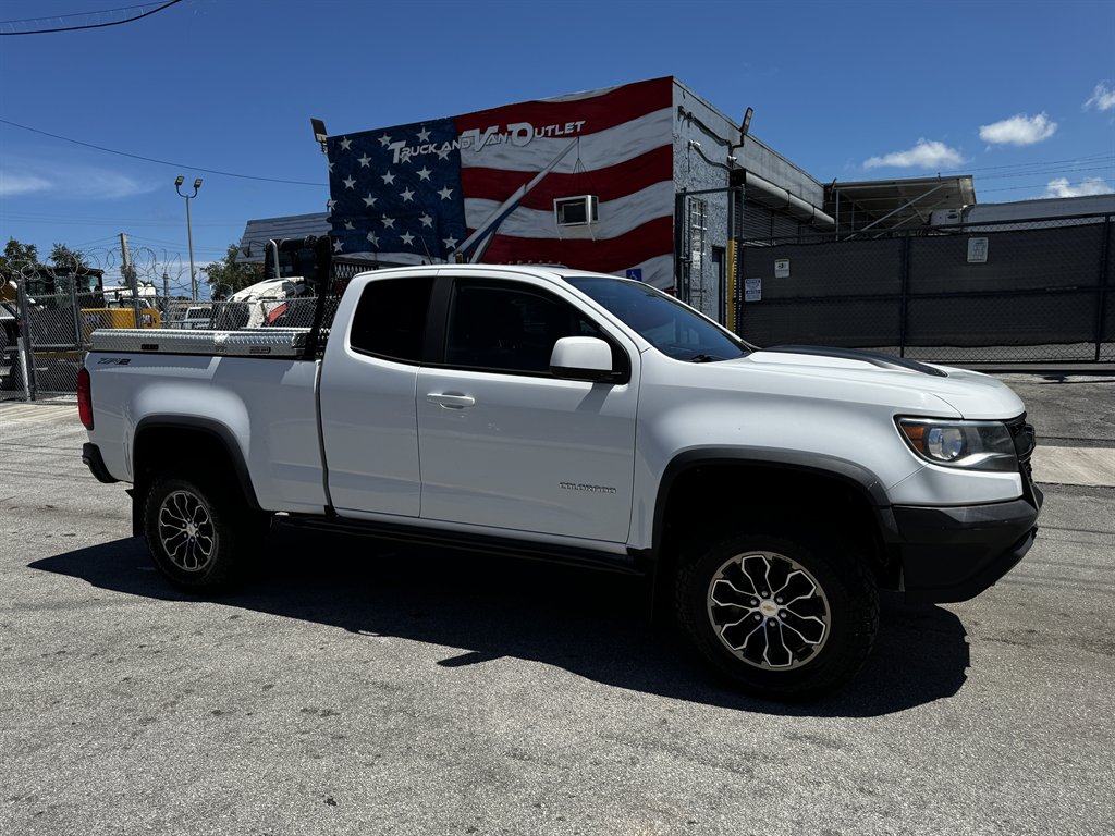 2018 Chevrolet Colorado - $20,995