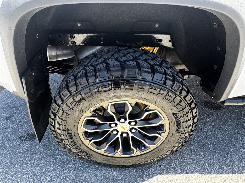 2018 Chevrolet Colorado - $20,995