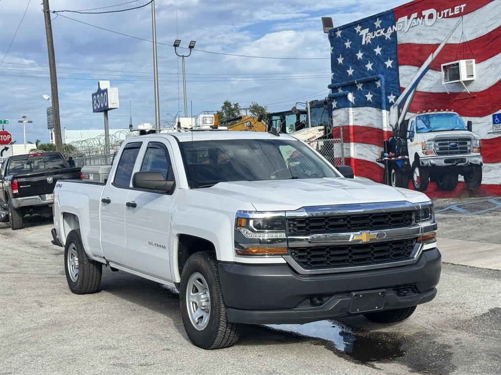 2018 Chevrolet Silverado 1500 - $17,595