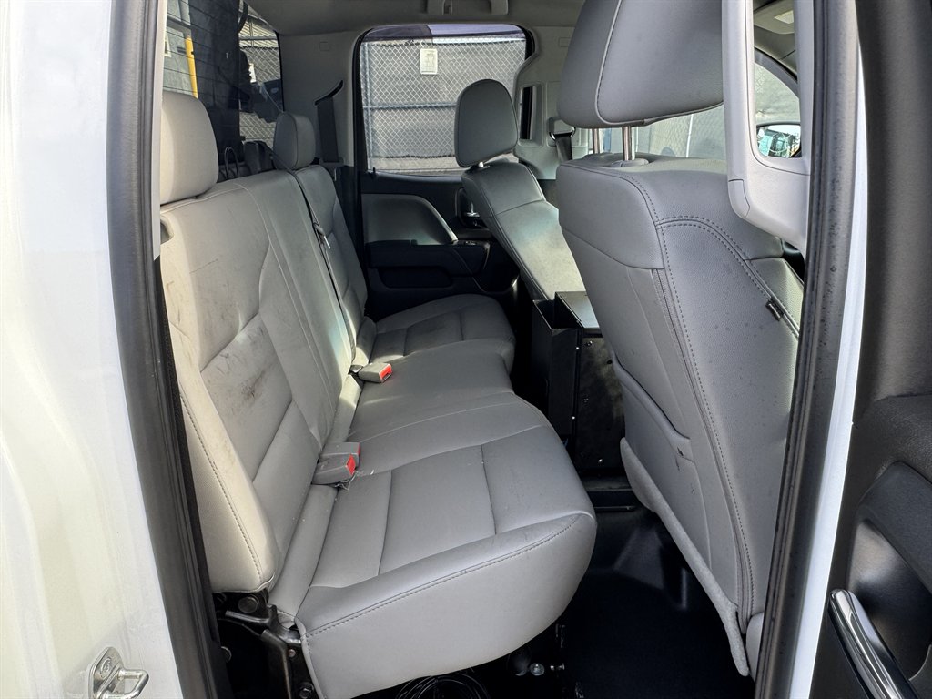 2018 Chevrolet Silverado 1500 - $17,595