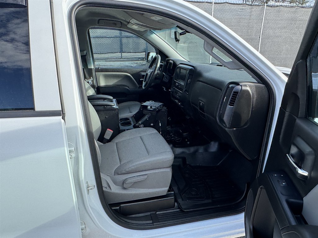 2018 Chevrolet Silverado 1500 - $17,595