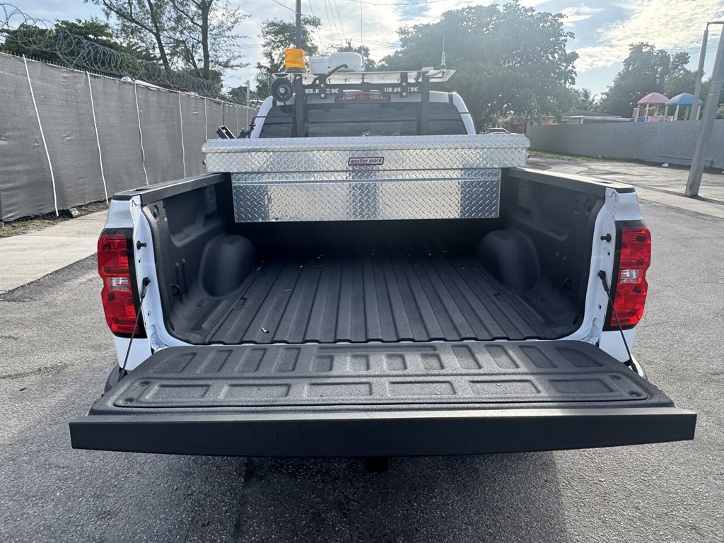 2018 Chevrolet Silverado 1500 - $17,595