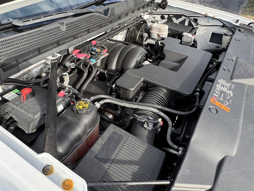2018 Chevrolet Silverado 1500 - $17,595