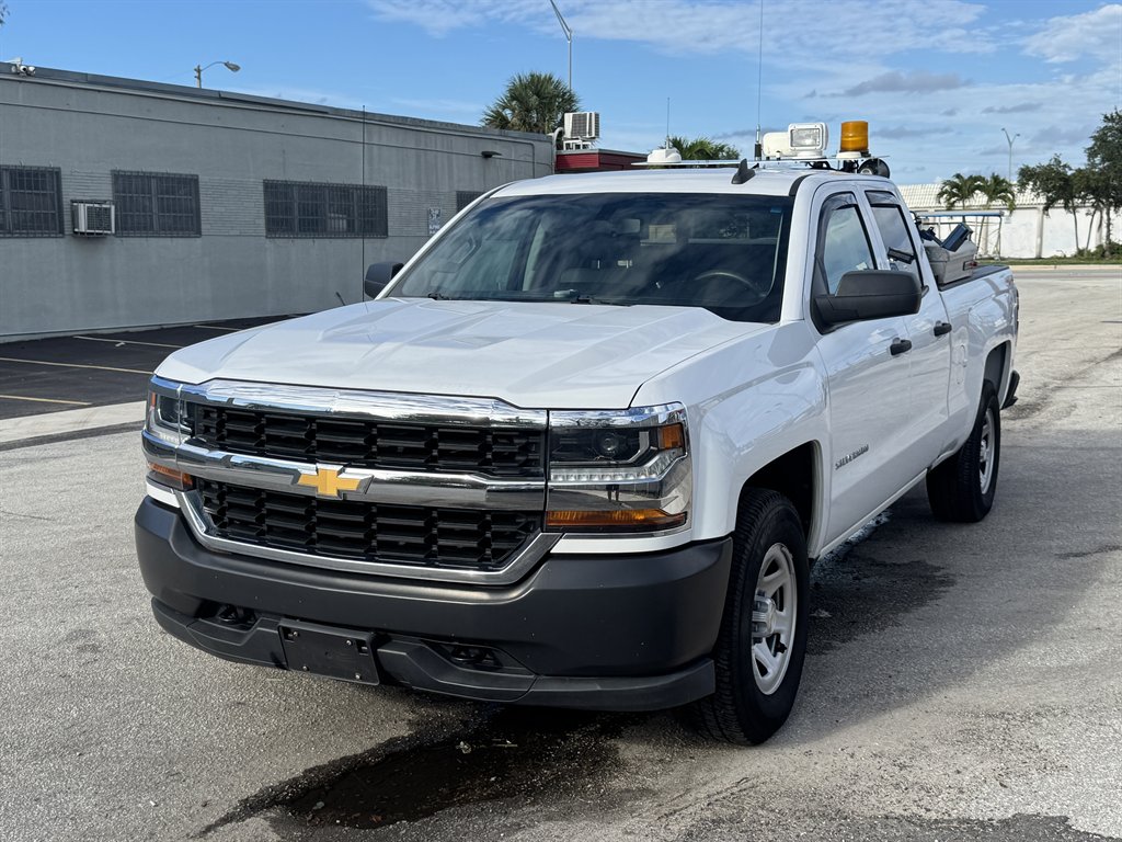 2018 Chevrolet Silverado 1500 - $17,595