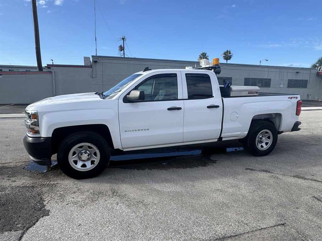 2018 Chevrolet Silverado 1500 - $17,595