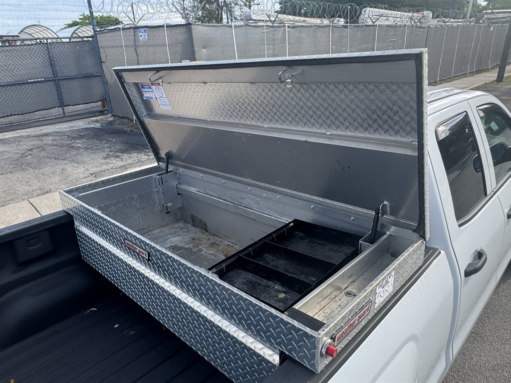 2018 Chevrolet Silverado 1500 - $17,595