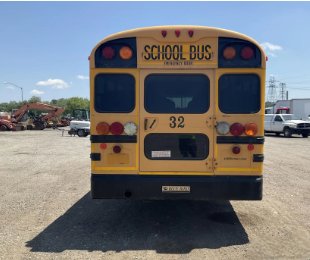 2013 Blue Bird Bb Conventional - $13,995