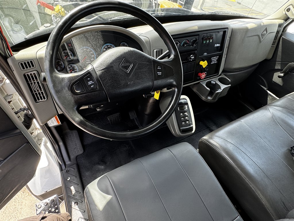 2017 International Sr515 - $59,995