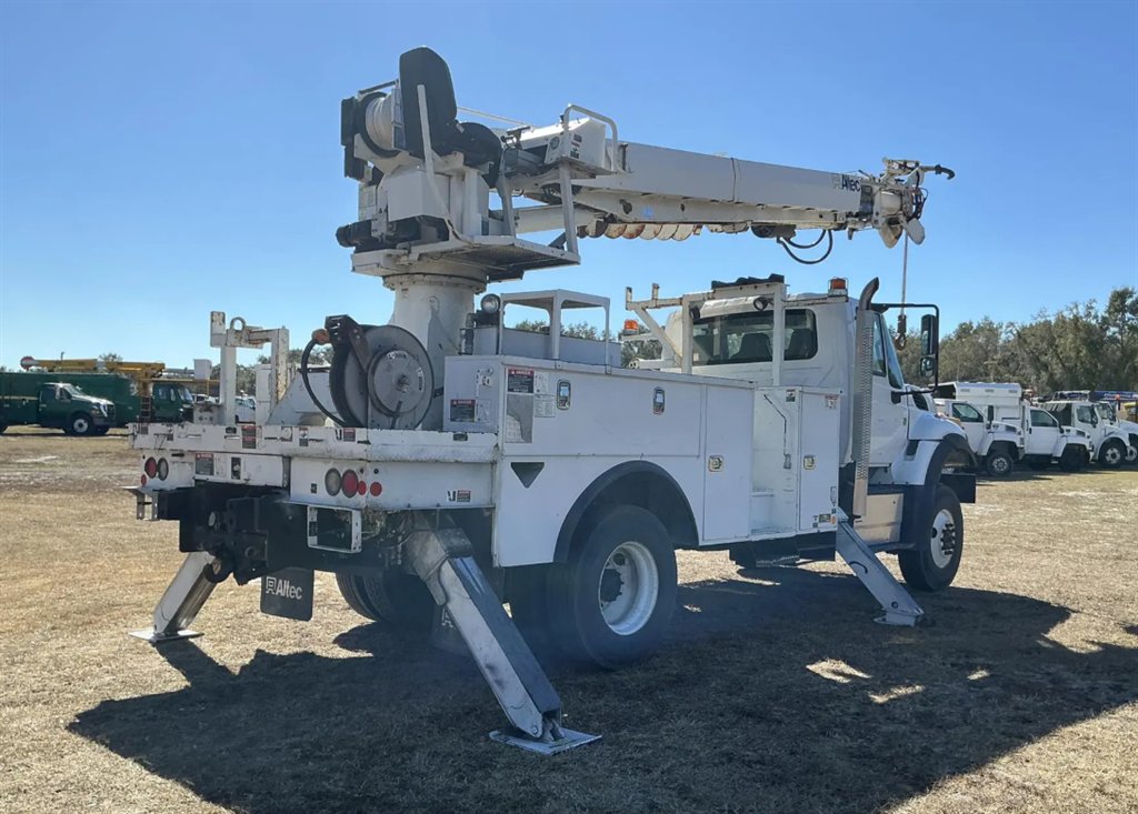 2017 International 4300 - $59,995