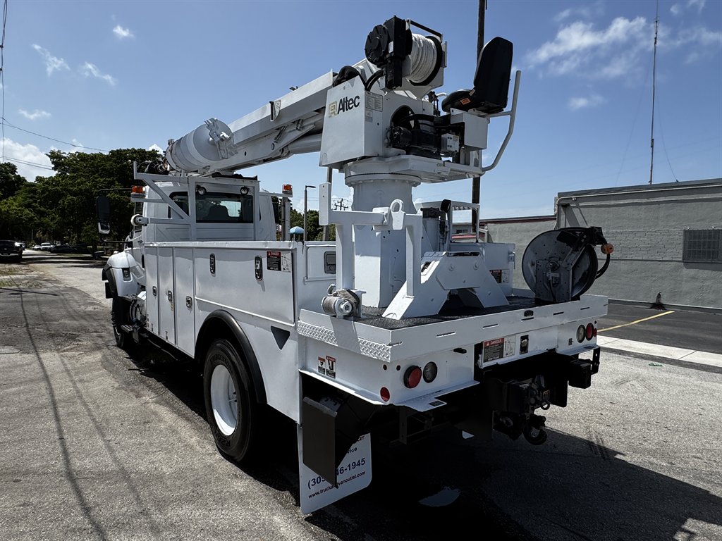 2017 International Sr515 - $59,995