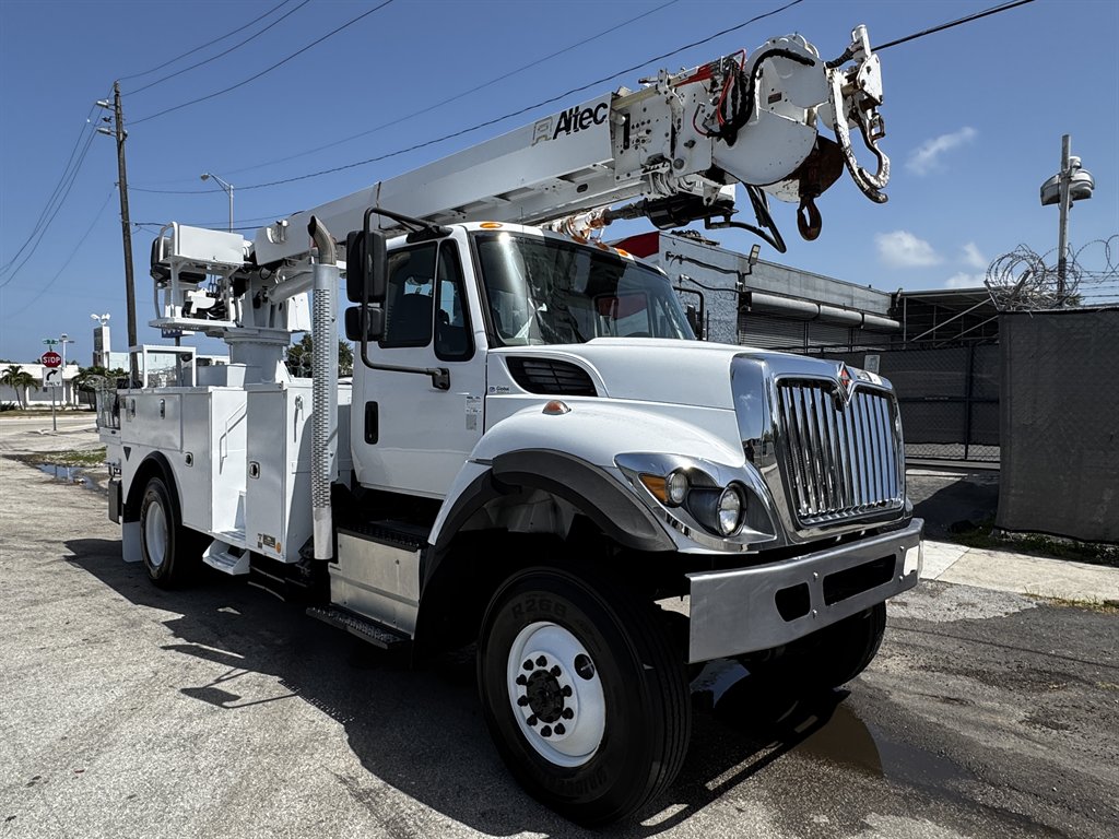 2017 International Sr515 - $59,995