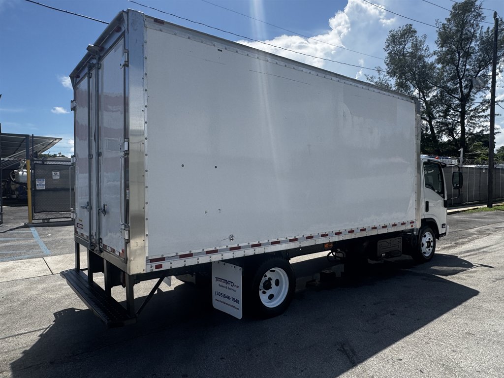 2019 Isuzu Nrr - $29,995