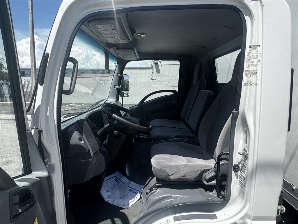 2019 Isuzu Nrr - $29,995
