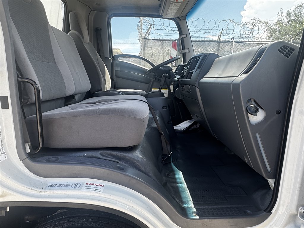 2019 Isuzu Nrr - $29,995