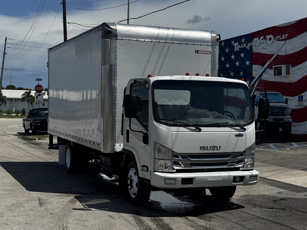 2019 Isuzu Nrr - $29,995
